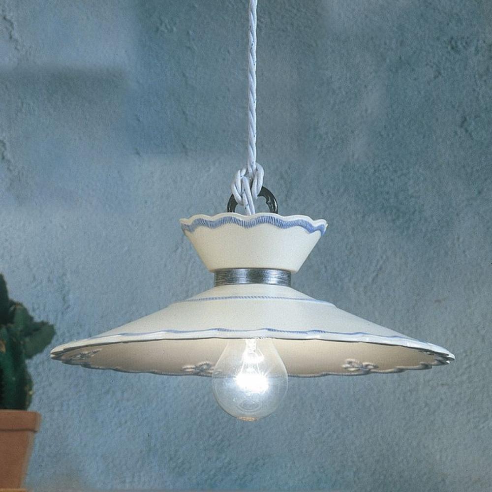 kek provanszi keramia fuggesztek lampa mediterran klasszikus provence ebedlo konyha nappali etkezo asztal fole rusztikus paraszthaz videki felujitas balaton lampak lakberendezes.jpg
